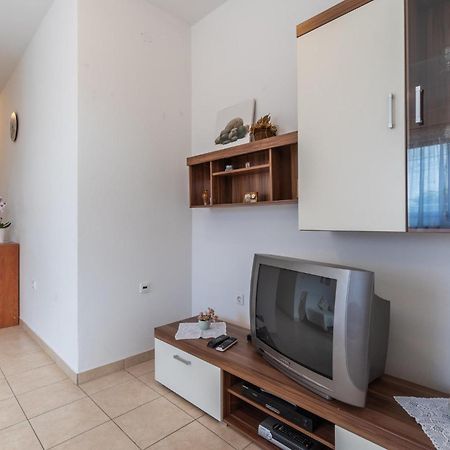 Awesome Apartment In Pula With Wifi Eksteriør bilde