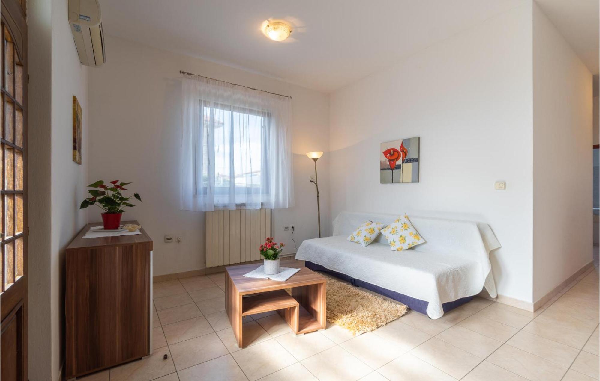 Awesome Apartment In Pula With Wifi Eksteriør bilde