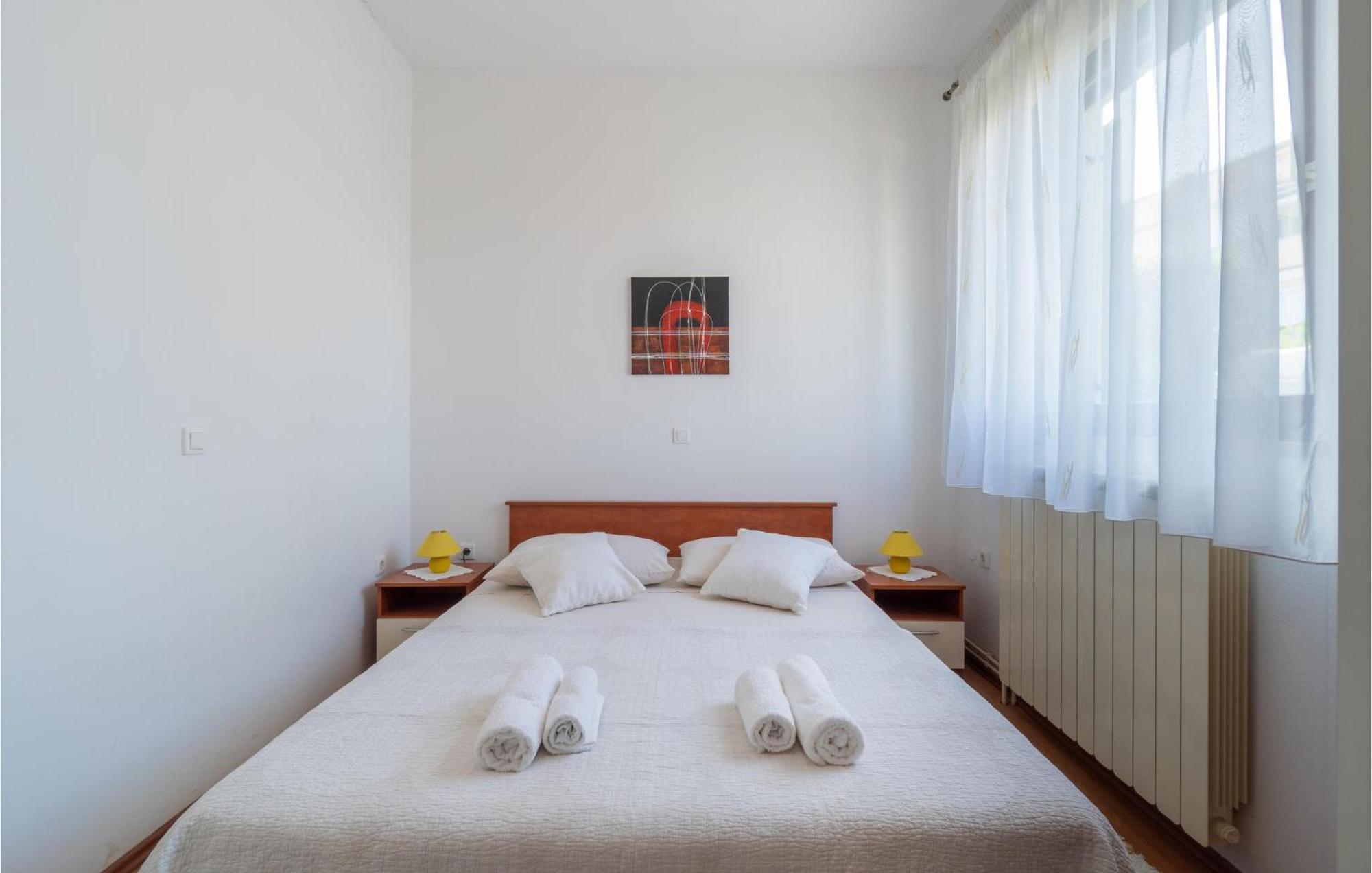 Awesome Apartment In Pula With Wifi Eksteriør bilde