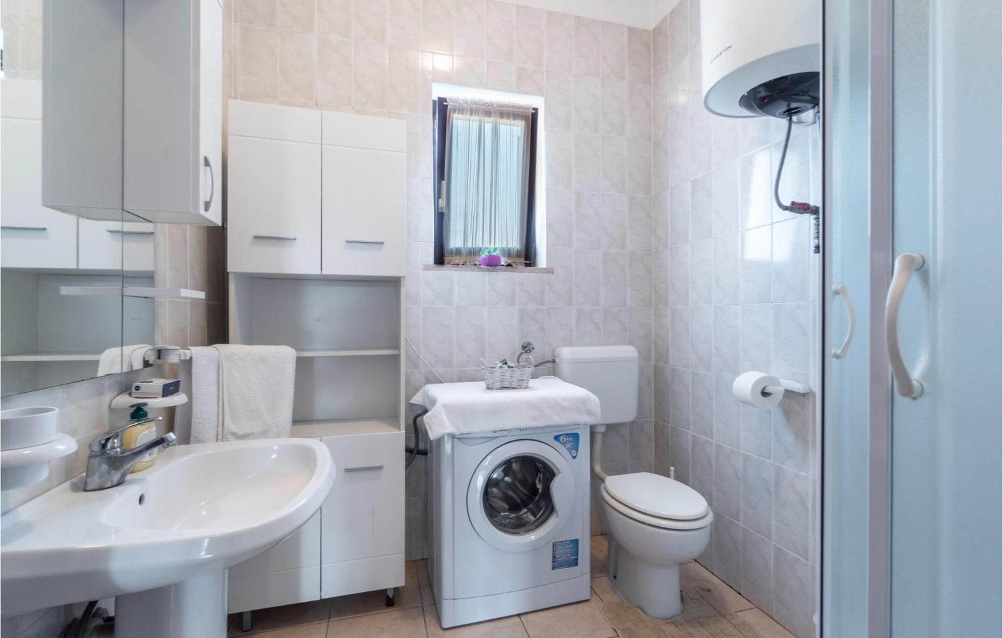 Awesome Apartment In Pula With Wifi Eksteriør bilde
