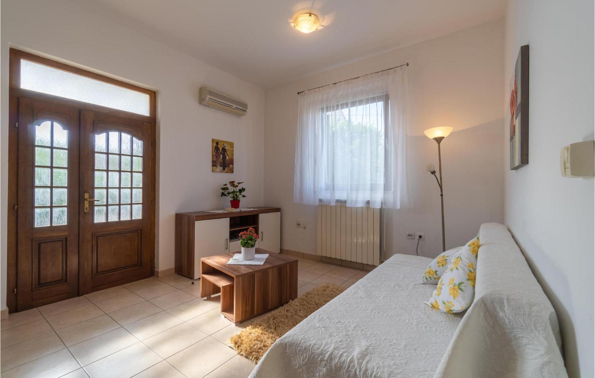 Awesome Apartment In Pula With Wifi Eksteriør bilde